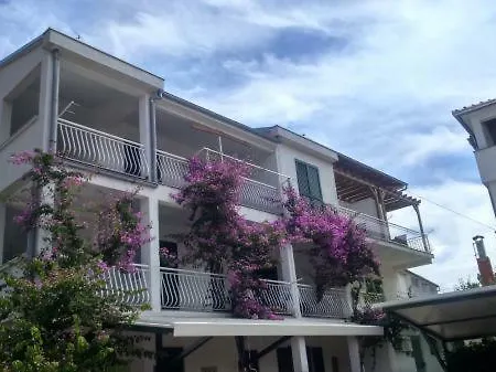 Apartmani Diana Weißenburg Exterior foto