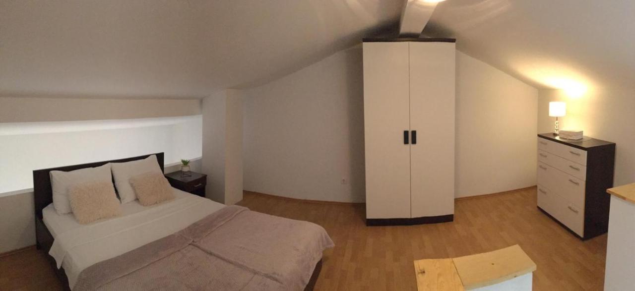 Diana Apartment *